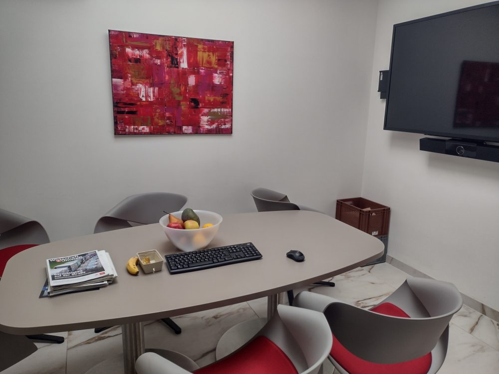 Ein Besprechungsraum in der da-ka Hausbetreuungs GmbH