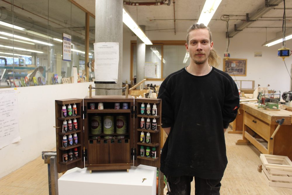 Unser Auszubildender Jan mit seinem Gesellenstück