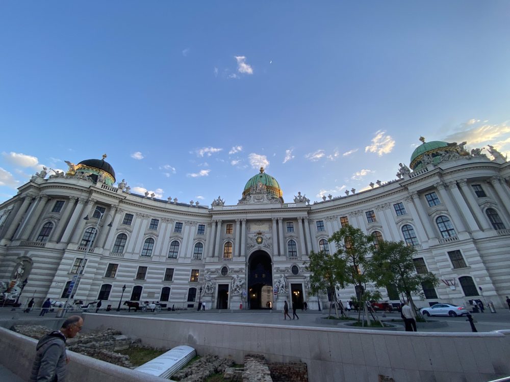 Die Wiener Hofburg