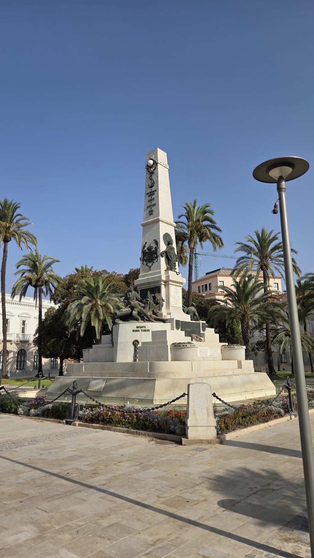 Monumento a los Héroes de Cavite y Santiago de Cuba in Cartagena