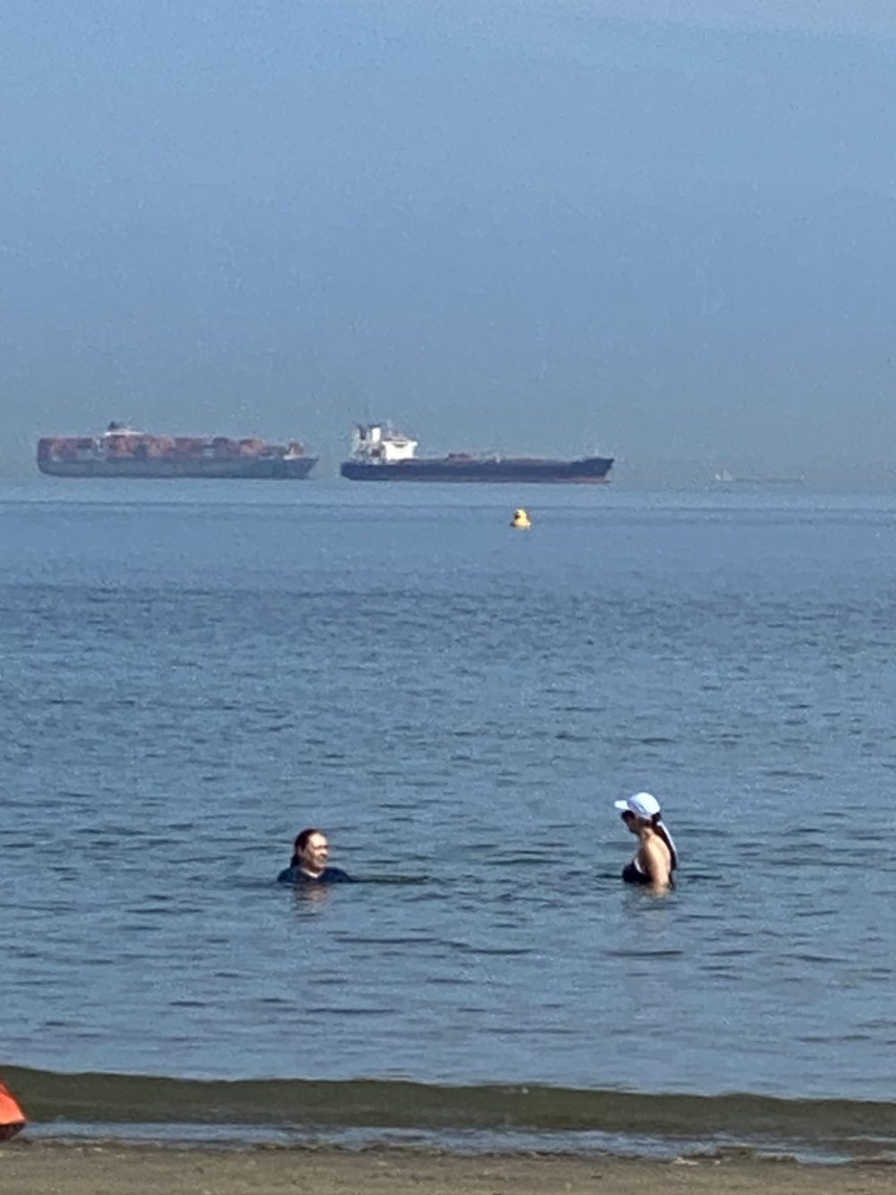 Abkühlung im Meer
