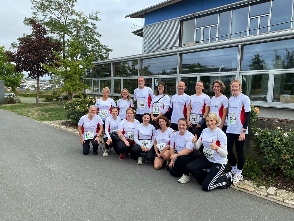 Gruppenfoto aller Sportler*innen
