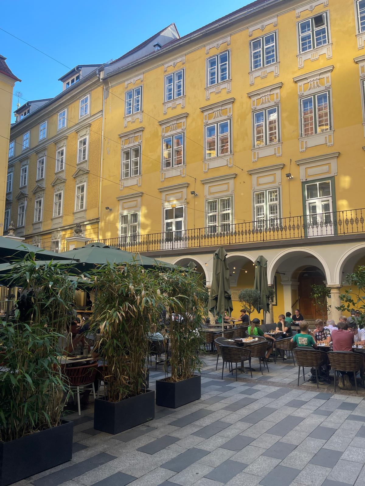 Paradeishof, Grazer Innenstadt
