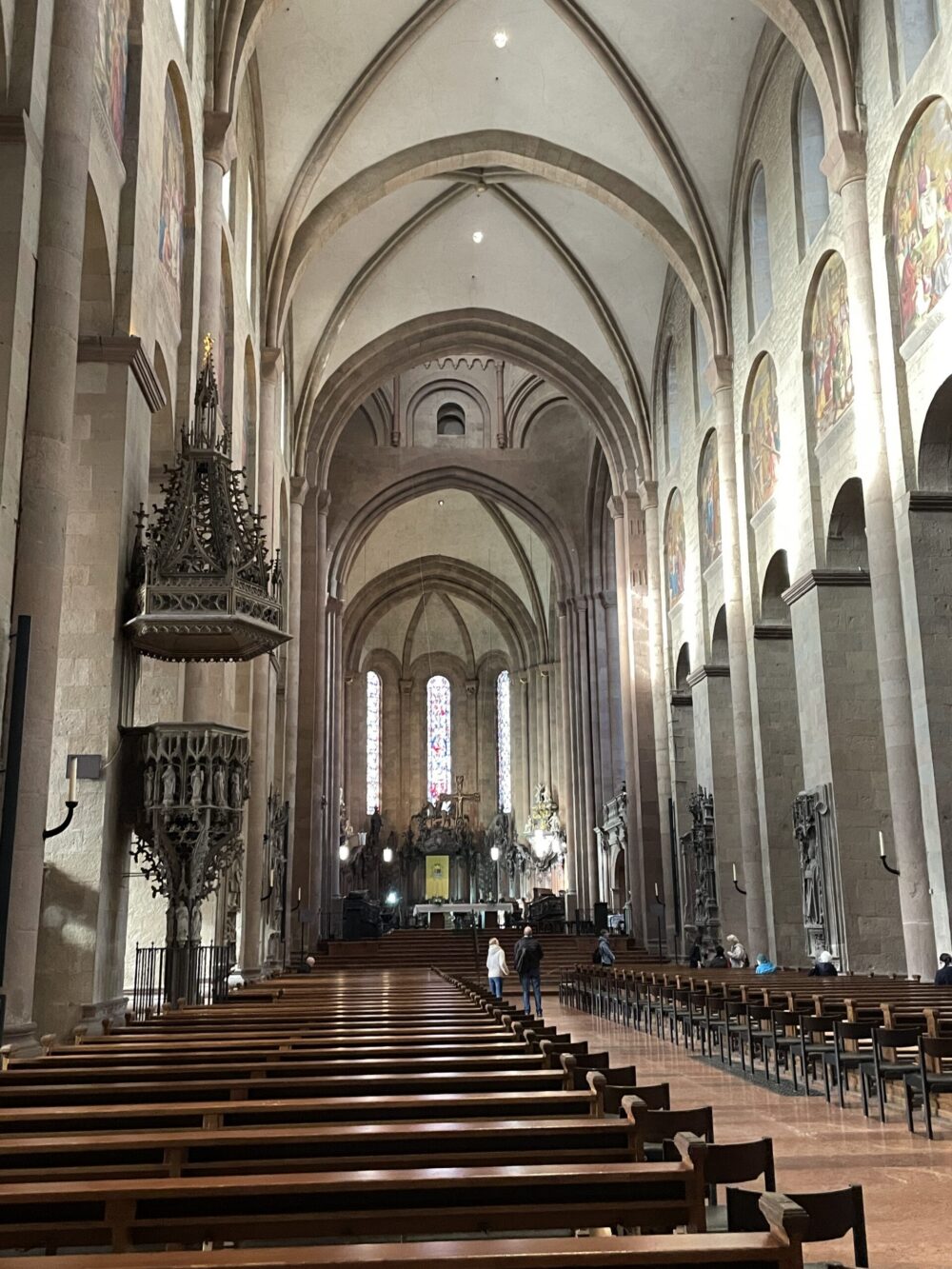 Innen im Mainzer Dom